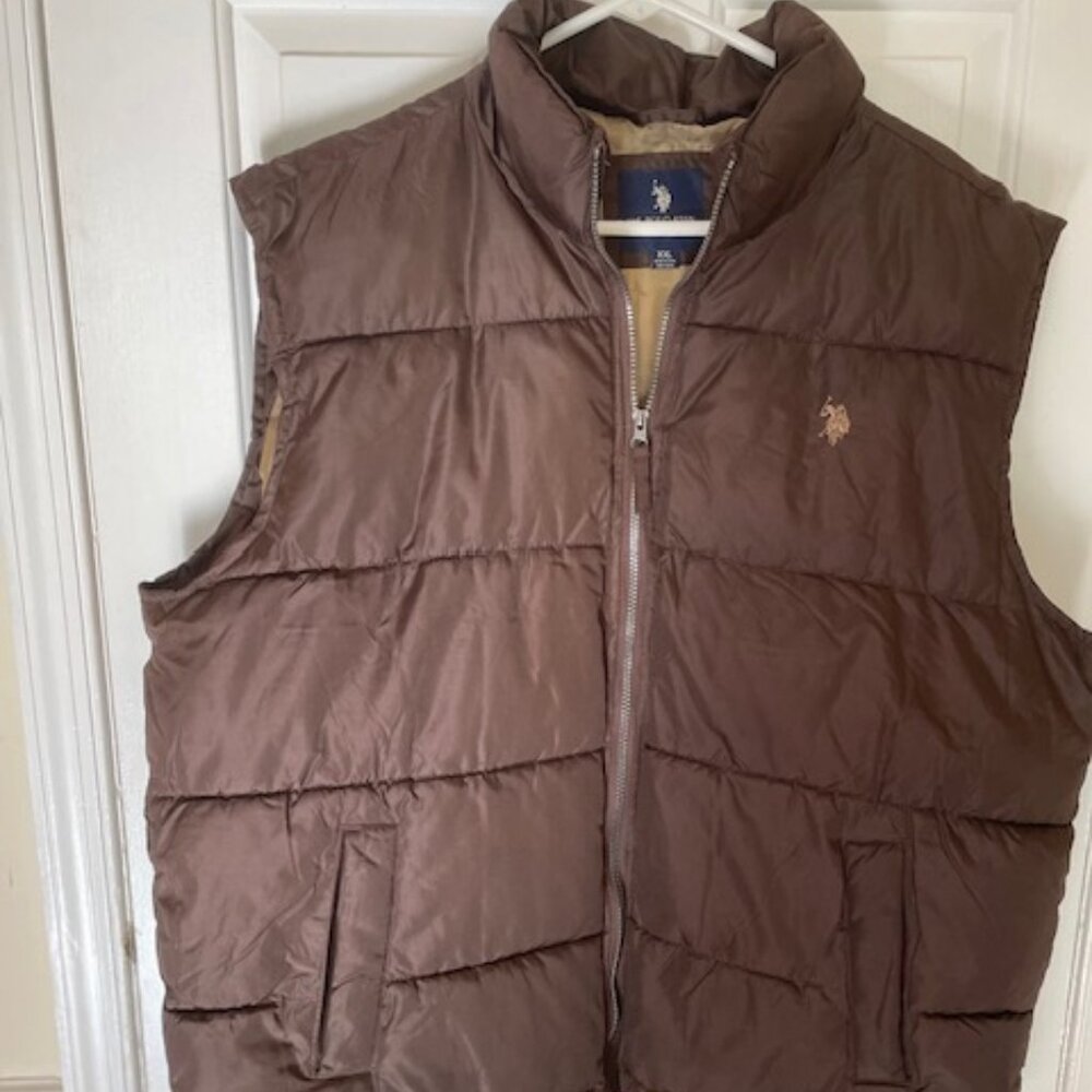 U.S. Polo Assn Men's Brown Puffer Vest w Zip Front Fall / Winter Jacket size XXL